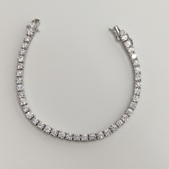925 Sterling Silver Moissanite Diamond Tennis Bracelet 4mm 7 Inch